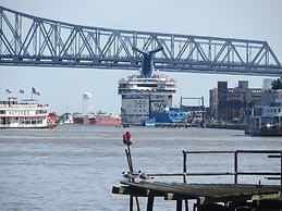 Residences Du Hosteeva