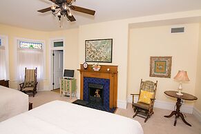 The Levi Deal Mansion Bed & Breakfast