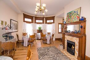 The Levi Deal Mansion Bed & Breakfast