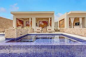 Royalton Antigua, An Autograph Collection All-Inclusive Resort