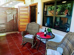 Dolce Cabana Waterfront Suites