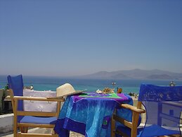 Pyrgos Beach Studios