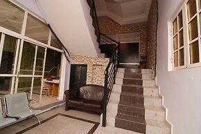 Silverland Hotel and Suites