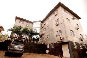 Silverland Hotel and Suites