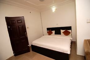 Silverland Hotel and Suites