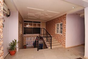 Silverland Hotel and Suites