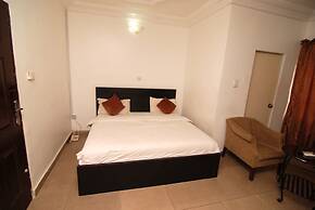 Silverland Hotel and Suites