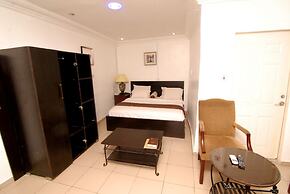 Silverland Hotel and Suites