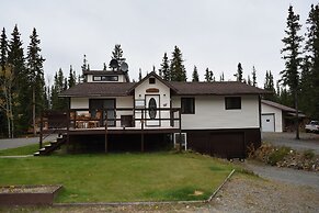 Fox 'n Fireweed Cabins