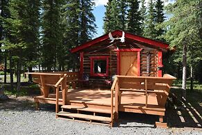 Fox 'n Fireweed Cabins