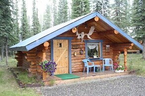 Fox 'n Fireweed Cabins