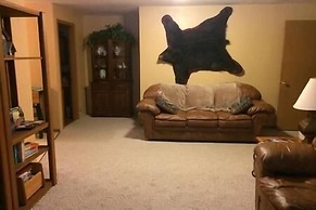 Fox 'n Fireweed Cabins