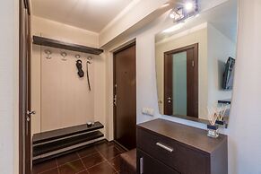 AG Apartment on Mashinostroenya 9, 135