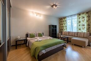 AG Apartment on Mashinostroenya 9, 135