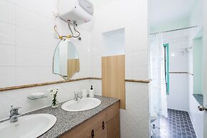 Little Pig Home - Hostel