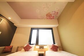 The Hedistar Hotel Kyoto Nijo Comic&Books