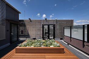 The Hedistar Hotel Kyoto Nijo Comic&Books