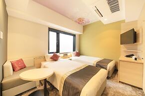 The Hedistar Hotel Kyoto Nijo Comic&Books