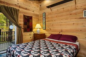 Bear Creek Lodge and Cabins in Helen Ga - Pet Friendly, River on Prope