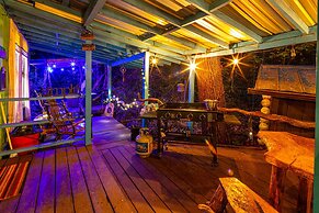 Bear Creek Lodge and Cabins in Helen Ga - Pet Friendly, River on Prope