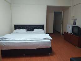 Haveeli Guesthouse and Mujra