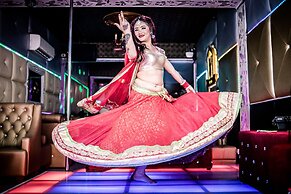 Haveeli Guesthouse and Mujra