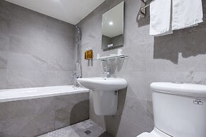 The Young Hotel Taoyuan