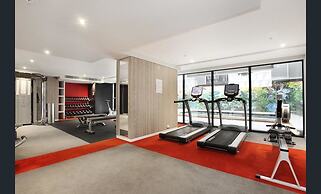 Flinders Street Apartments