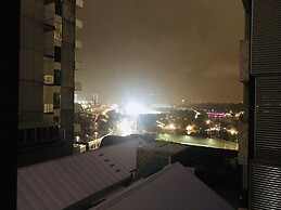 Flinders Street Apartments