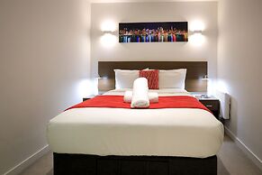 Flinders Street Apartments