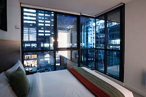 Flinders Street Apartments