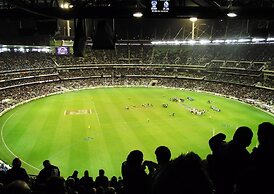 Flinders Street Apartments