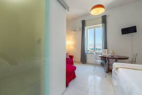 Seaview Apartment in Posillipo