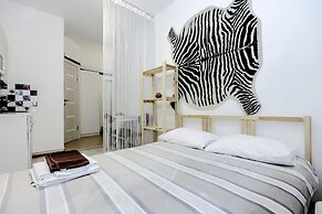 Studio apartment on 12 Liniya