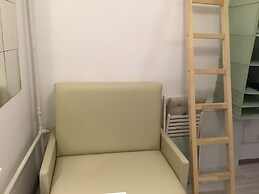 Studio apartment on 12 Liniya