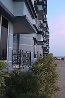 Arya Beach Resort