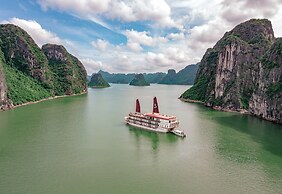 Heritage Line Ginger Cruise – Ha Long Bay & Lan Ha Bay