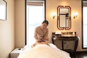 Heritage Line Ginger Cruise – Ha Long Bay & Lan Ha Bay