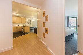 Raleigh Square Apartments