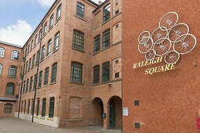 Raleigh Square Apartments