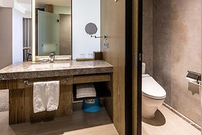 Hsin Hotel