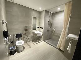 Hsin Hotel