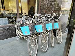 Hsin Hotel