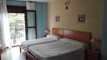 Hotel Puente de Piedra