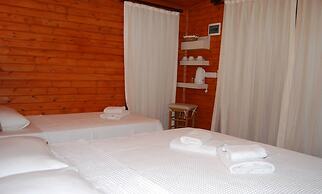 Nuri's Beach Bungalow