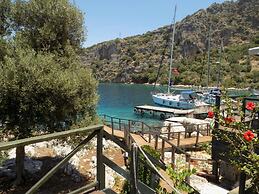 Nuri's Beach Bungalow