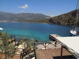 Nuri's Beach Bungalow