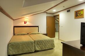 MPM Hotel Merryan