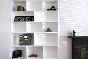 Central and Spacious 2 Bedroom Flat With Garden