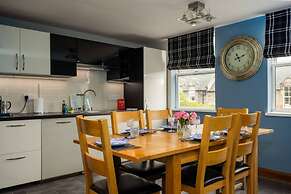 Blackfriars Residence - Beautiful Home